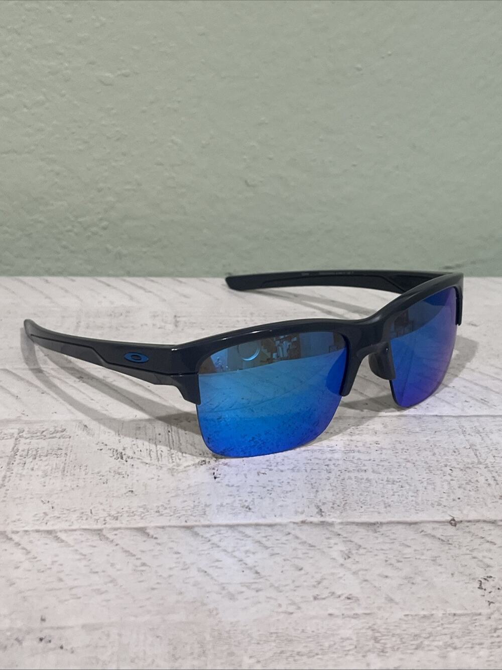 Authentic OAKLEY OO9316-0463 Thinlink Dark Grey w/Sapphire Iridium Sunglasses